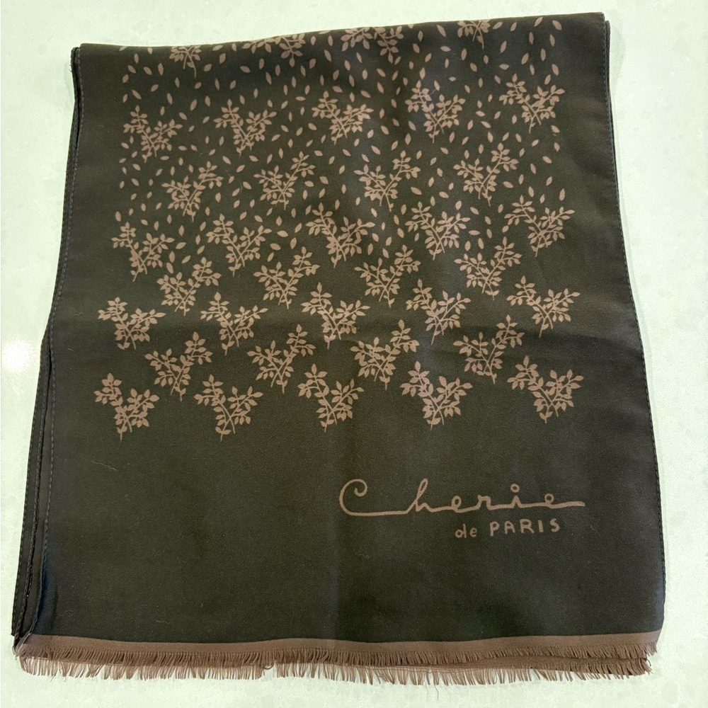 Cherie de Paris French-Inspired Brown Botanical Fringe Scarf - Picture 7 of 8